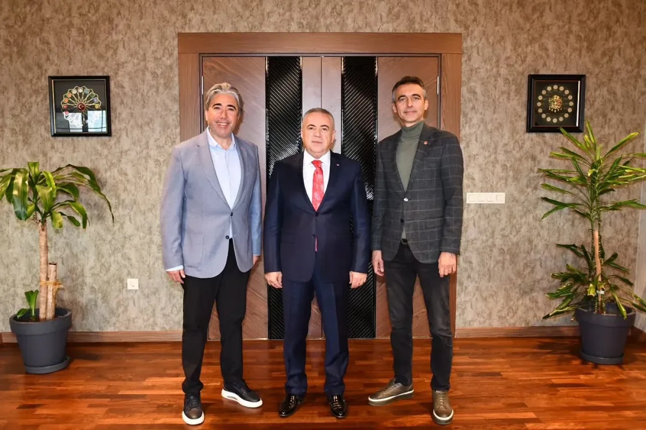Çekmeköy Kaymakamı Çelik, Avukatların Ziyaretinde Bir Araya Geldi Çekmeköy Kaymakamı Çelik, Avukatların Ziyaretinde Bir Araya Geldi