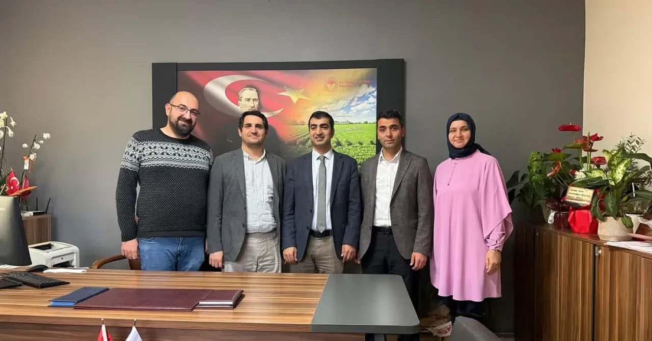 TOÇ BİR SEN İstanbul Şubesi, Silivri'nin Yeni Tarım ve Orman Müdürü'nü Ziyaret Etti TOÇ BİR SEN İstanbul Şubesi, Silivri'nin Yeni Tarım ve Orman Müdürü'nü Ziyaret Etti