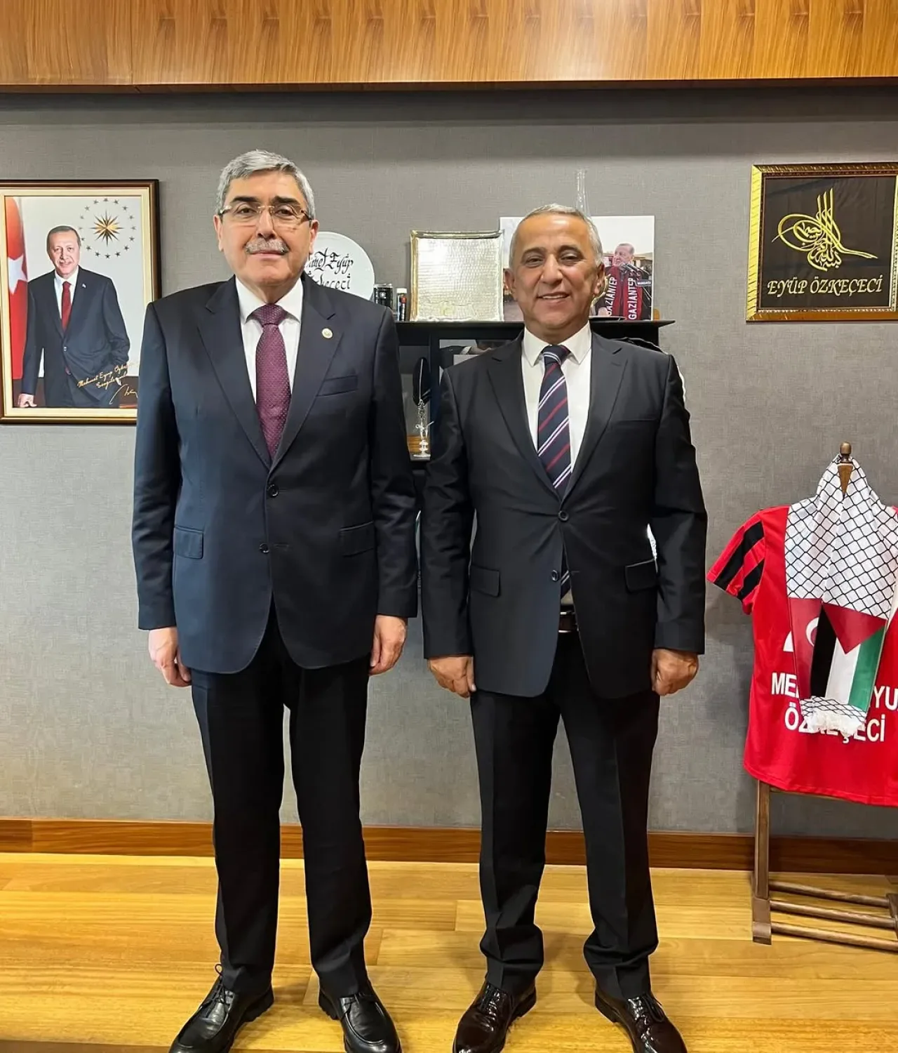 Gaziantep Milletvekili Özkeçeci, Tarım İl Müdürlüğü'nü Ziyaret Etti Gaziantep Milletvekili Özkeçeci, Tarım İl Müdürlüğü'nü Ziyaret Etti