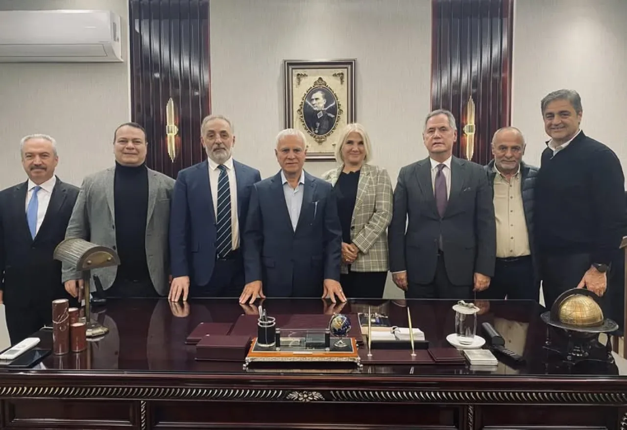 İYİ Parti Ankara Milletvekili Koray Aydın, İstanbul ve Edirne'li Yol Arkadaşlarıyla Ankara'da Buluştu İYİ Parti Ankara Milletvekili Koray Aydın, İstanbul ve Edirne'li Yol Arkadaşlarıyla Ankara'da Buluştu