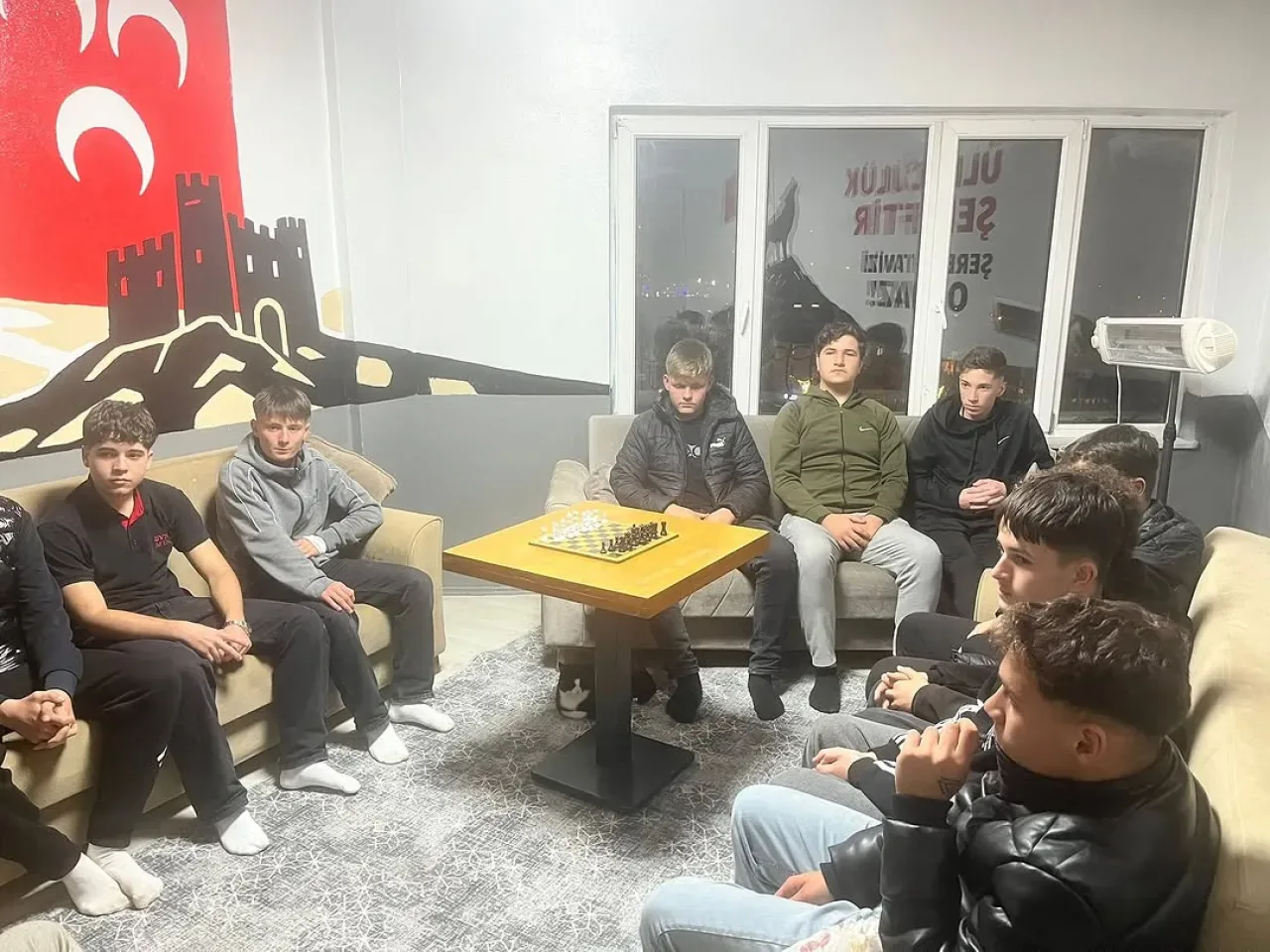 Kandıra'da Türk Mitolojisi Konulu Seminer Düzenlendi Kandıra'da Türk Mitolojisi Konulu Seminer Düzenlendi