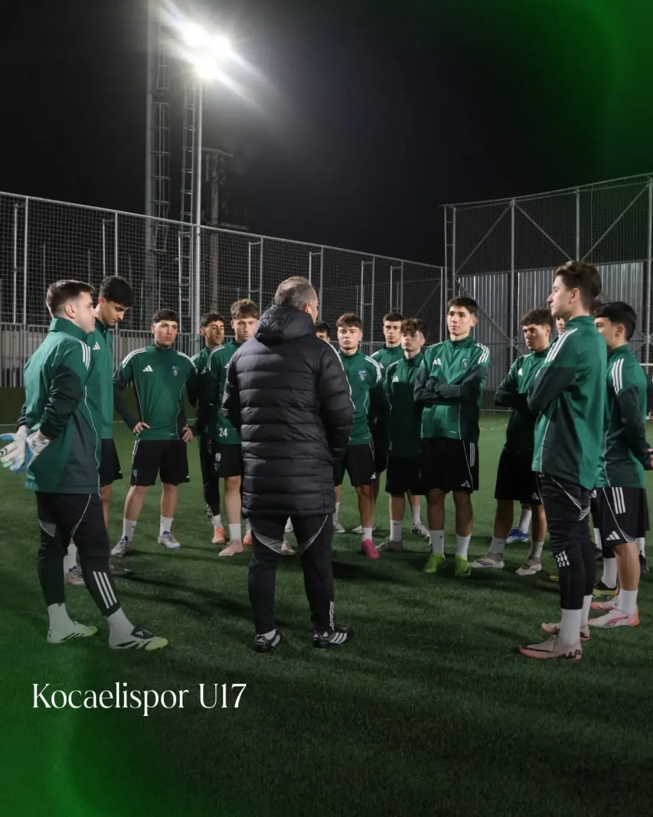 Kocaelispor U17 Takımı, Geleceğe Hazırlanıyor Kocaelispor U17 Takımı, Geleceğe Hazırlanıyor