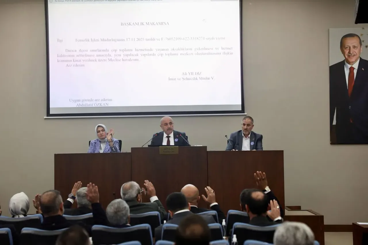 Darıca Belediyesi, 2025 Yılının Son Meclis Toplantısını Gerçekleştirdi Darıca Belediyesi, 2025 Yılının Son Meclis Toplantısını Gerçekleştirdi