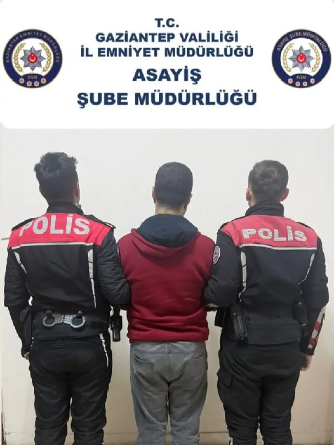 Gaziantep'te Kasten Öldürme Suçundan Aranan Şahıs Motosikletli Yunus Timleri Tarafından Yakalandı Gaziantep'te Kasten Öldürme Suçundan Aranan Şahıs Motosikletli Yunus Timleri Tarafından Yakalandı