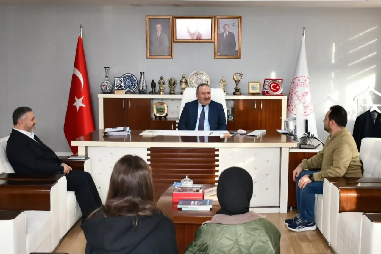Uluslararası Pendik Kız Anadolu İmam Hatip Lisesi'nden 25. Gölge Çalıştayı Uluslararası Pendik Kız Anadolu İmam Hatip Lisesi'nden 25. Gölge Çalıştayı