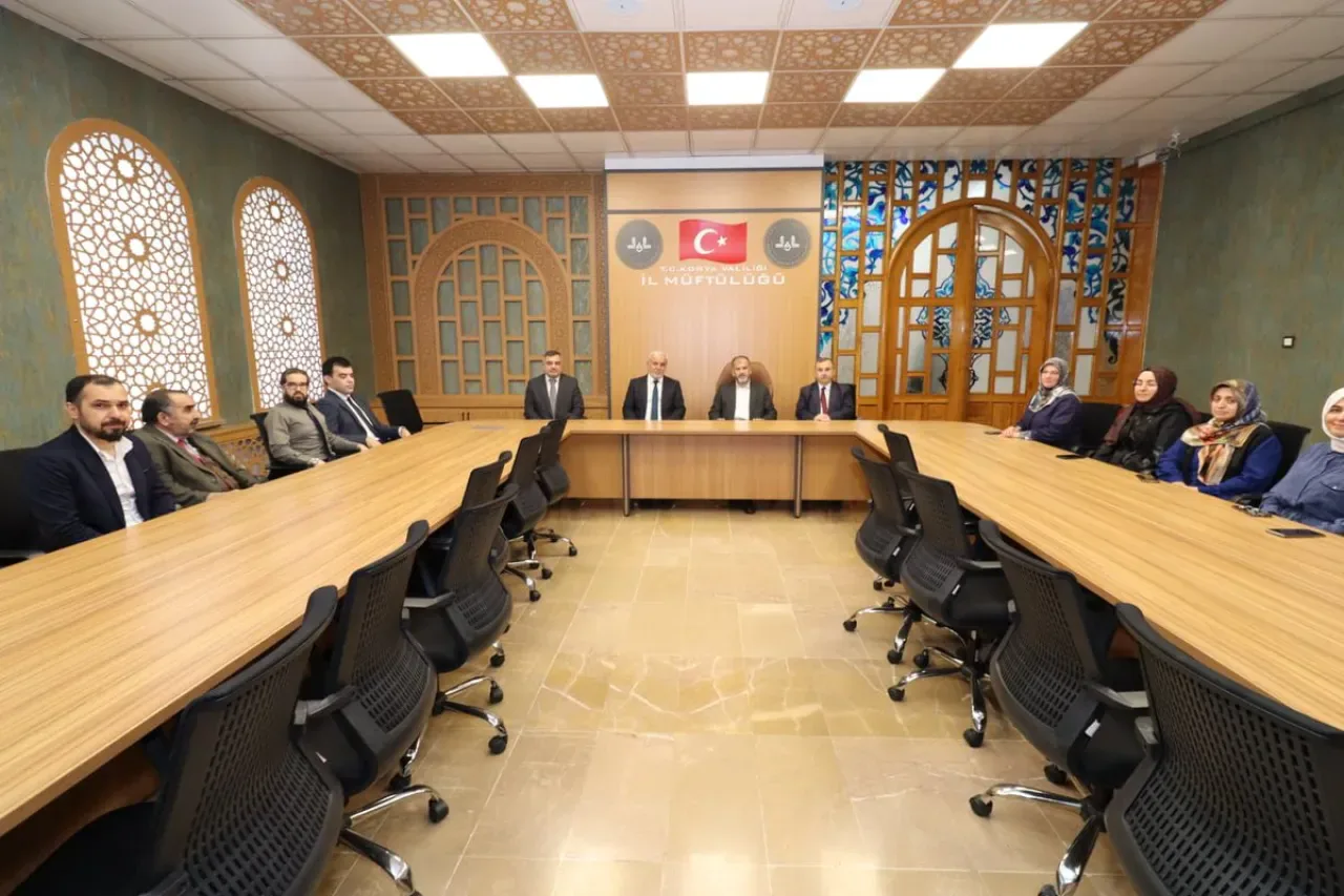 Konya İl Müftüsü, Dünya Engelliler Günü'nde Personeliyle Buluştu Konya İl Müftüsü, Dünya Engelliler Günü'nde Personeliyle Buluştu