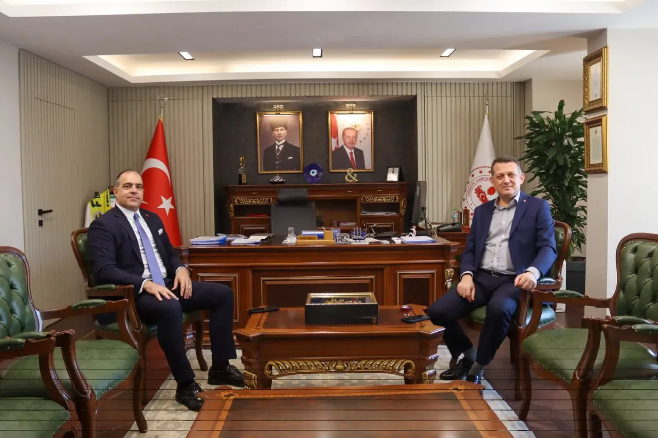 İş İnsanı Denizhan Yılmazer Beykoz Kaymakamı'nı Ziyaret Etti İş İnsanı Denizhan Yılmazer Beykoz Kaymakamı'nı Ziyaret Etti