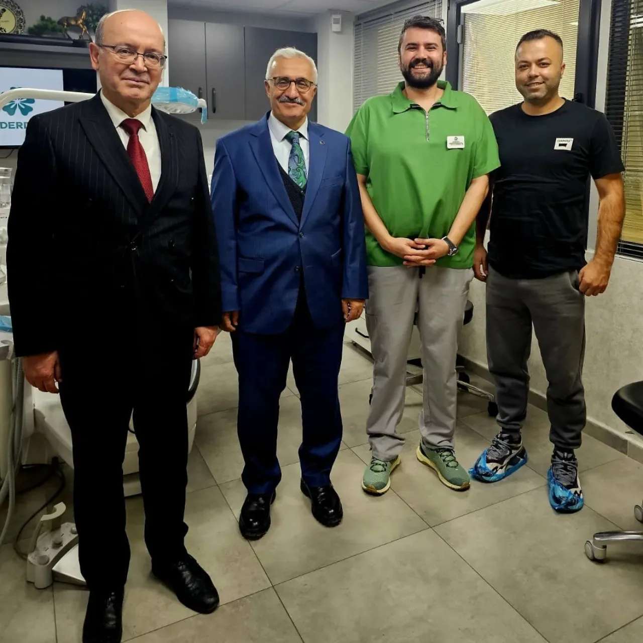 Gebze Kaymakamı Mehmet Arif Özyiğit, Önder Dent Diş Polikliniğini Ziyaret Etti Gebze Kaymakamı Mehmet Arif Özyiğit, Önder Dent Diş Polikliniğini Ziyaret Etti