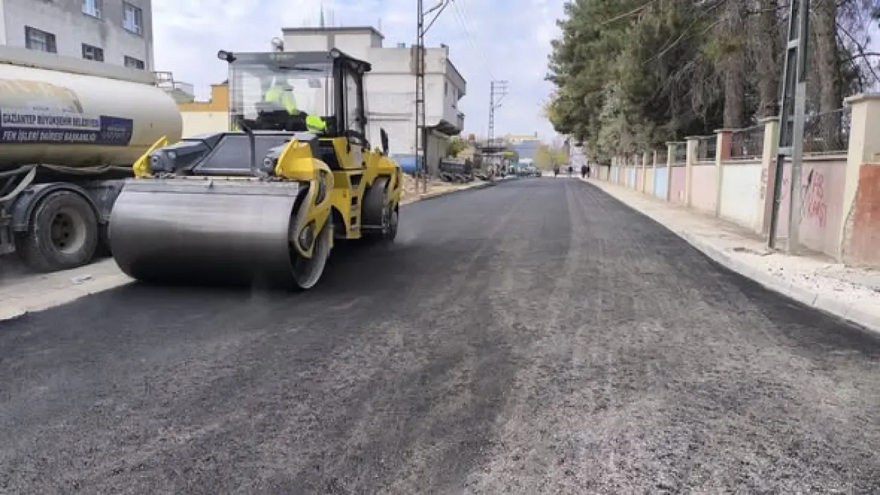 Araban'da Yol Çalışmaları Hız Kesmeden Devam Ediyor Araban'da Yol Çalışmaları Hız Kesmeden Devam Ediyor
