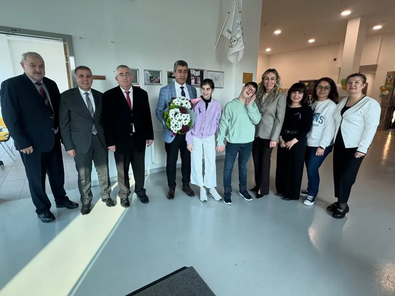 3 Aralık Dünya Engelliler Günü Ataşehir'de Özel Bir Programla Kutlandı 3 Aralık Dünya Engelliler Günü Ataşehir'de Özel Bir Programla Kutlandı