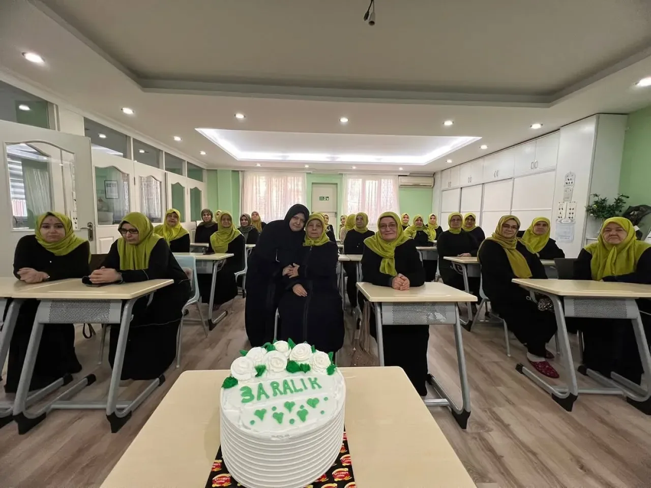 Bursa'da Ahmetpaşa İşitme Engelliler Kur'an Kursu Ziyaret Edildi Bursa'da Ahmetpaşa İşitme Engelliler Kur'an Kursu Ziyaret Edildi