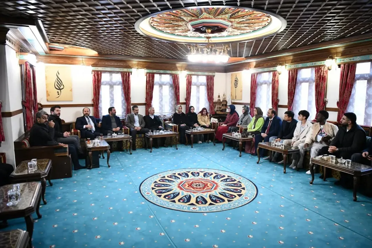 AK Parti Ankara İl Başkanı Hakan Hanözcan, Cihannüma Genel Başkanı Selim Cerrah'ı Ziyaret Etti AK Parti Ankara İl Başkanı Hakan Hanözcan, Cihannüma Genel Başkanı Selim Cerrah'ı Ziyaret Etti