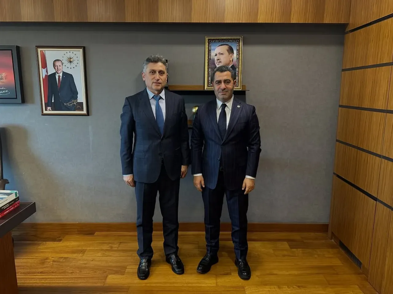 Gaziantep Milletvekili Bozgeyik'ten İl Sağlık Müdürlüğü'ne Ziyaret Gaziantep Milletvekili Bozgeyik'ten İl Sağlık Müdürlüğü'ne Ziyaret