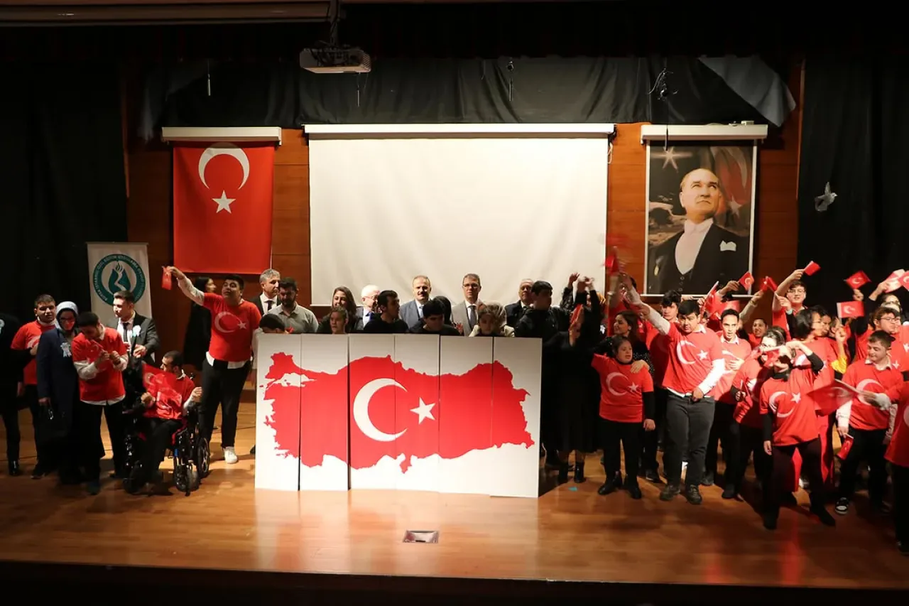 Avcılar'da 3 Aralık Dünya Engelliler Günü Coşkuyla Kutlandı Avcılar'da 3 Aralık Dünya Engelliler Günü Coşkuyla Kutlandı
