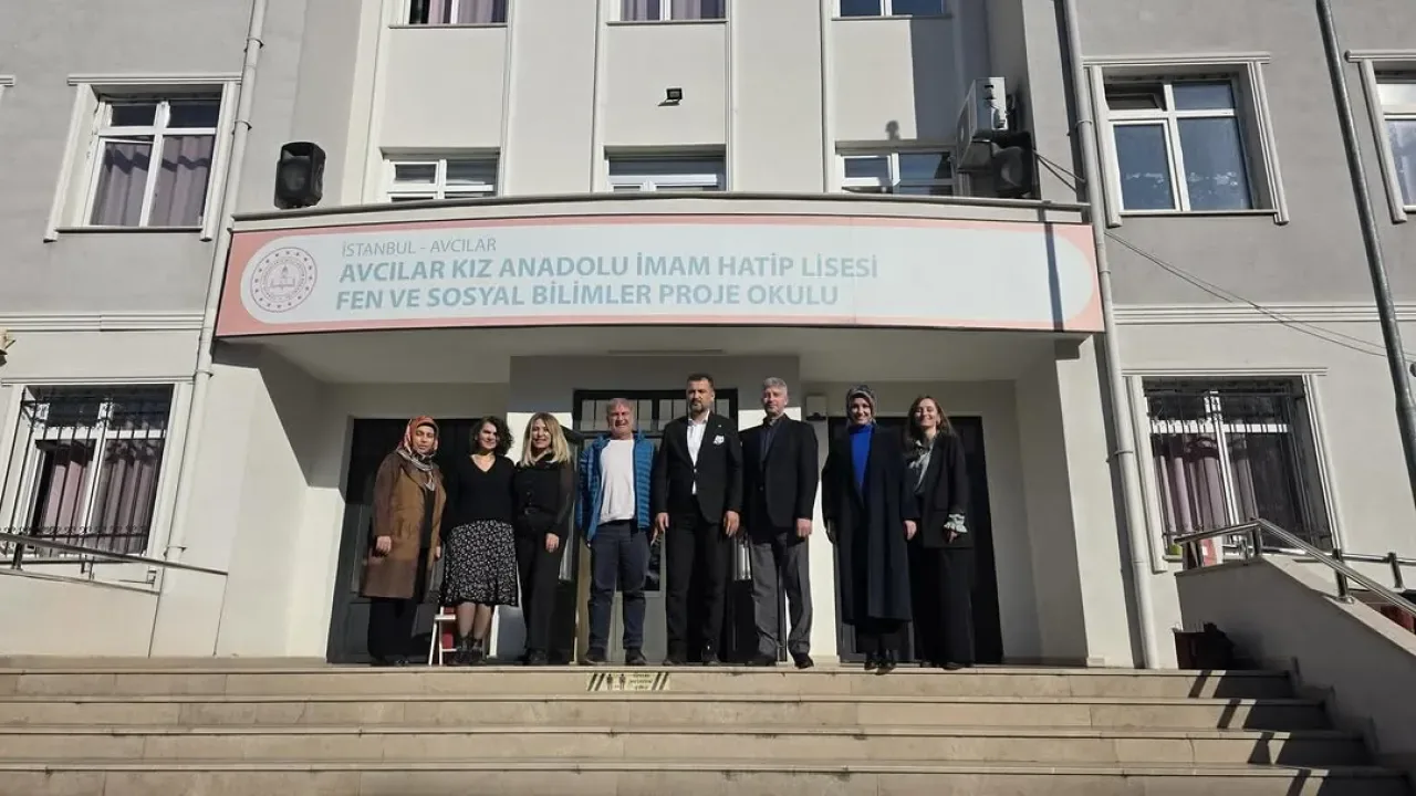 Eğitim-Bir-Sen Avcılar Kadın Komisyonu'ndan Okul Ziyaretleri Eğitim-Bir-Sen Avcılar Kadın Komisyonu'ndan Okul Ziyaretleri