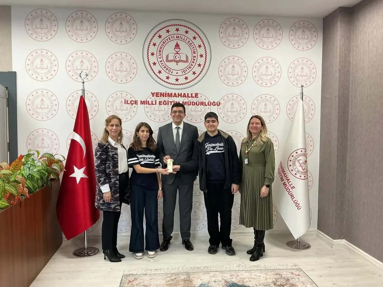Yenimahalle Fen Lisesi Öğrencileri Japonya'da Afet Eğitimi Aldı Yenimahalle Fen Lisesi Öğrencileri Japonya'da Afet Eğitimi Aldı