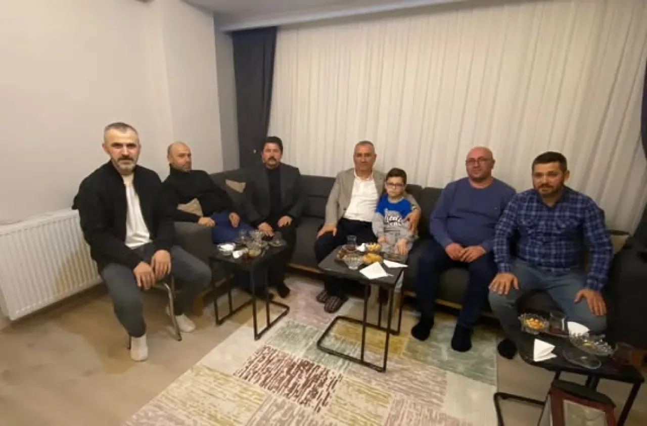MHP Bahçelievler İlçe Başkanı Osman Çakan, Mahalle Ziyareti Gerçekleştirdi MHP Bahçelievler İlçe Başkanı Osman Çakan, Mahalle Ziyareti Gerçekleştirdi