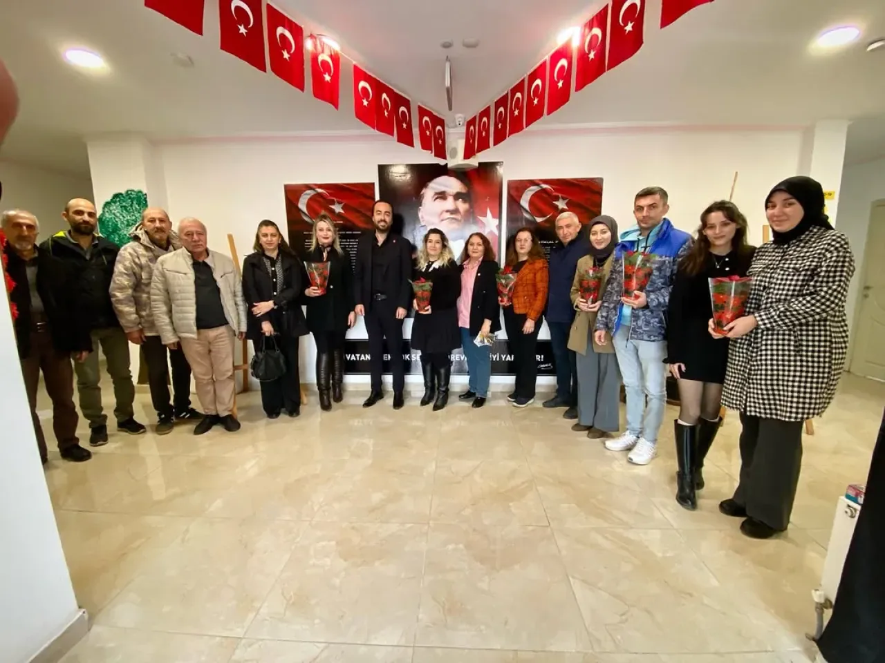 CHP Beypazarı İlçe Başkanlığı, 3 Aralık Dünya Engelliler Günü'nde Özel Eğitim Kurumlarını Ziyaret Etti CHP Beypazarı İlçe Başkanlığı, 3 Aralık Dünya Engelliler Günü'nde Özel Eğitim Kurumlarını Ziyaret Etti