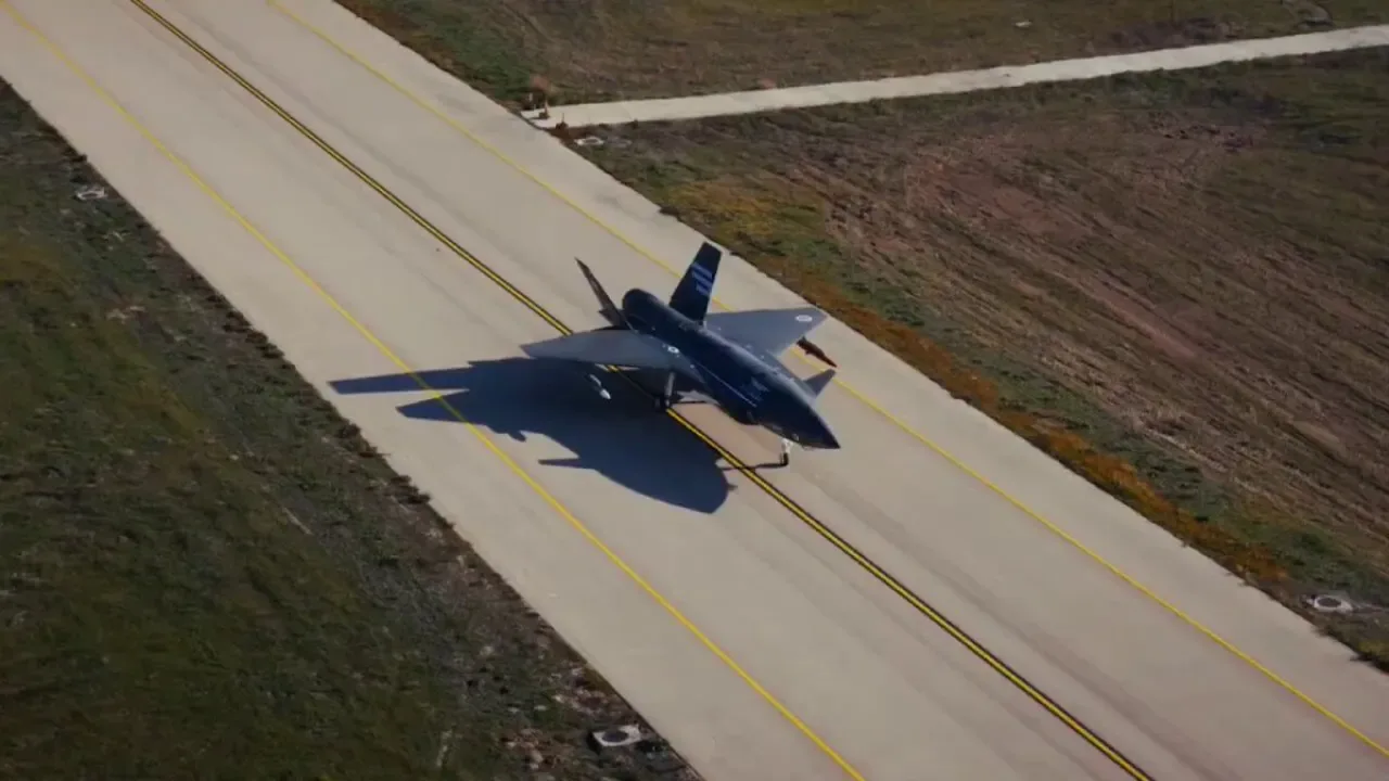 Kızılelma'nın Hava Füzesi Yeteneği ABD'li Pilotları Şaşırttı Kızılelma'nın Hava Füzesi Yeteneği ABD'li Pilotları Şaşırttı