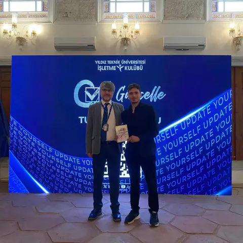 Yıldız İşletme Kulübü'nden Kariyer ve Liderlik Paneli
