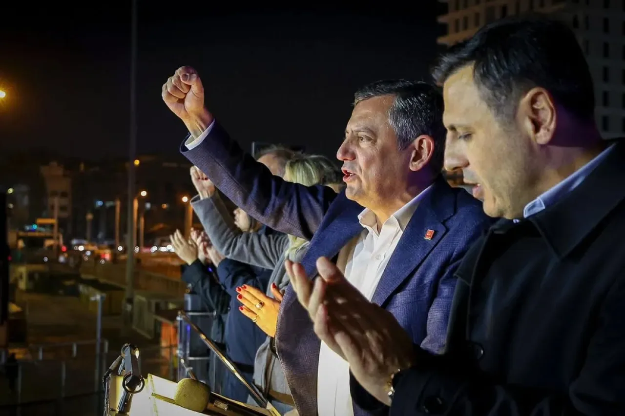 Üsküdar CHP Gençlik Kolları, Güngören'de Halkın İradesi İçin Meydanlarda Üsküdar CHP Gençlik Kolları, Güngören'de Halkın İradesi İçin Meydanlarda