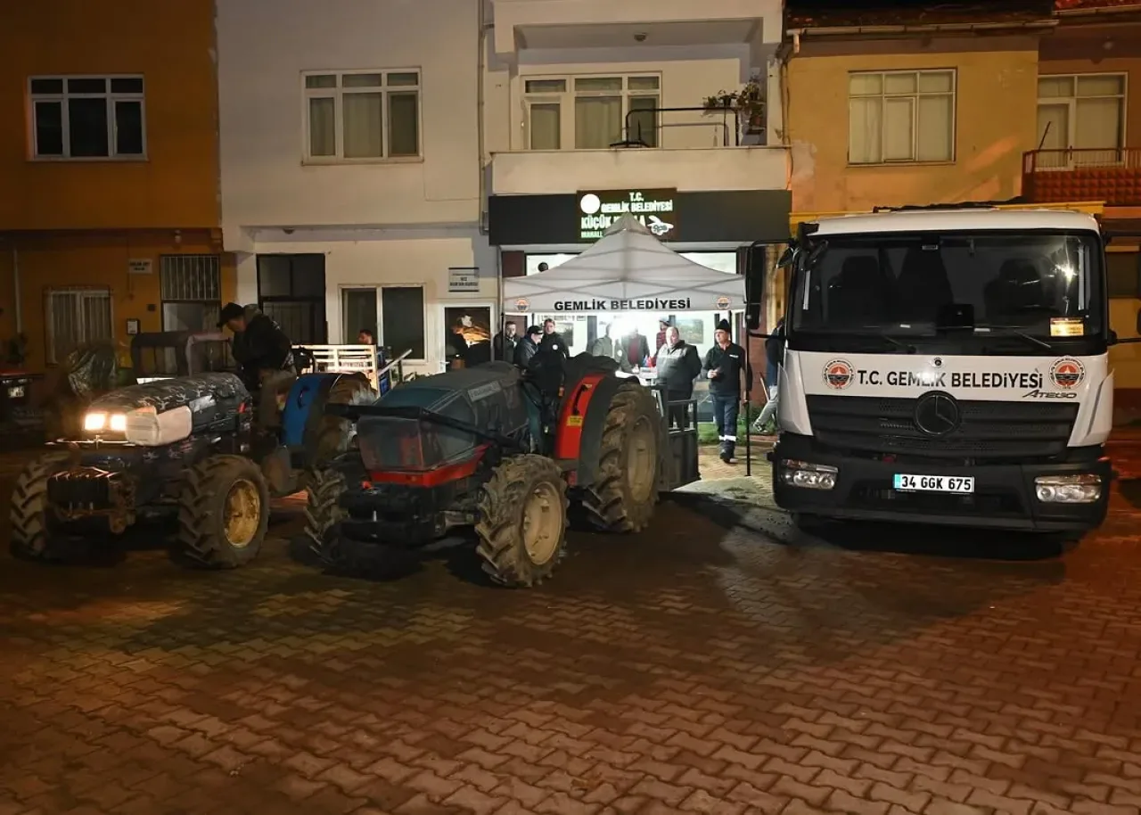 Gemlik Belediyesi, Üreticiler İçin Yağlık Zeytin Alım Fiyatını Açıkladı Gemlik Belediyesi, Üreticiler İçin Yağlık Zeytin Alım Fiyatını Açıkladı