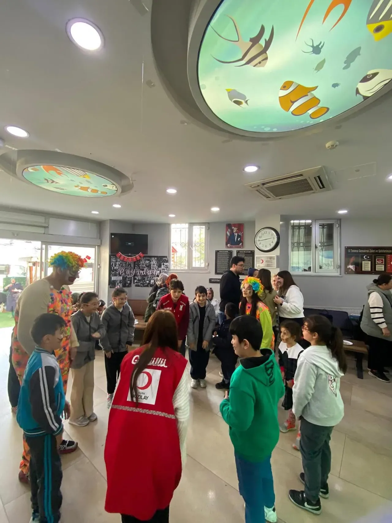 Genç Kızılay Bağcılar, 3 Aralık Dünya Engelliler Günü'nü Anlamlı Bir Etkinlikle Kutladı Genç Kızılay Bağcılar, 3 Aralık Dünya Engelliler Günü'nü Anlamlı Bir Etkinlikle Kutladı