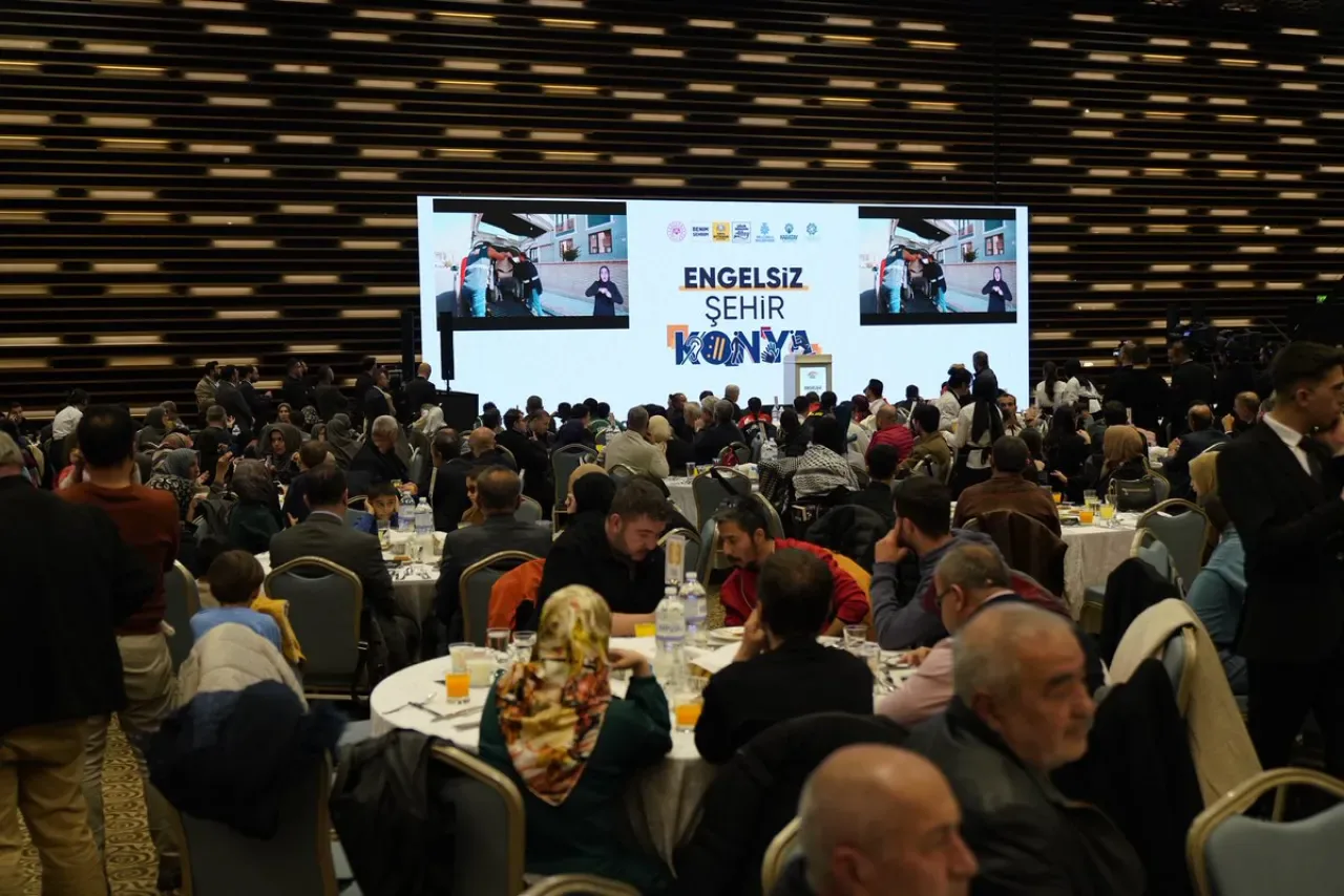 Konya'da 3 Aralık Dünya Engelliler Günü Etkinliği Gerçekleştirildi Konya'da 3 Aralık Dünya Engelliler Günü Etkinliği Gerçekleştirildi