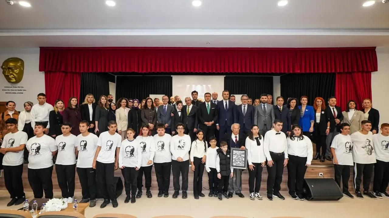 Fatih'te Dünya Engelliler Günü Etkinliği Gerçekleştirildi Fatih'te Dünya Engelliler Günü Etkinliği Gerçekleştirildi