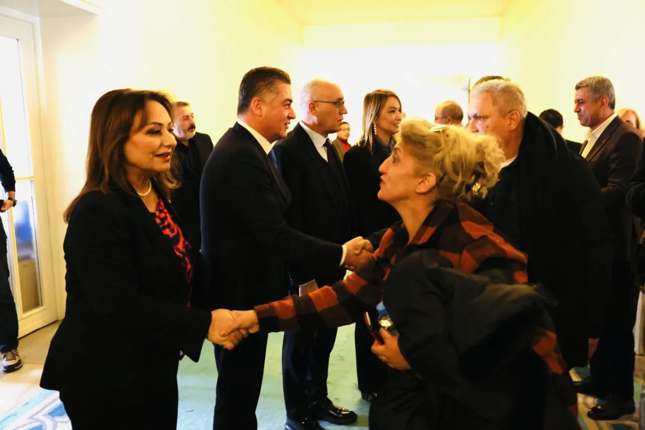CHP'li Dr. Müzeyyen Şevkin'den Suriye'deki Katliam Çağrısı CHP'li Dr. Müzeyyen Şevkin'den Suriye'deki Katliam Çağrısı