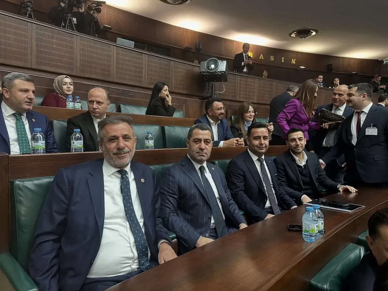AK Parti Gaziantep Milletvekili Çelikaslan, TBMM Grup Toplantısını Değerlendirdi AK Parti Gaziantep Milletvekili Çelikaslan, TBMM Grup Toplantısını Değerlendirdi
