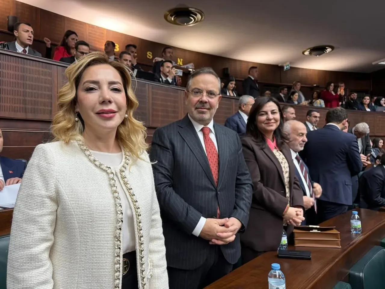 AK Parti Grup Toplantısında Milletvekili Dalkılıç'tan Birlik ve Beraberlik Mesajı AK Parti Grup Toplantısında Milletvekili Dalkılıç'tan Birlik ve Beraberlik Mesajı