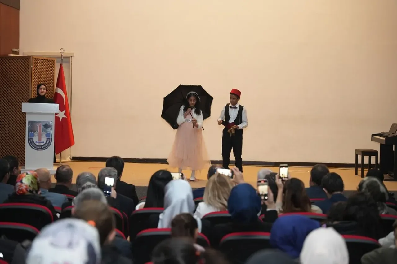 Bursa Yenişehir'de 3 Aralık Dünya Engelliler Günü Anlamlı Etkinliklerle Kutlandı Bursa Yenişehir'de 3 Aralık Dünya Engelliler Günü Anlamlı Etkinliklerle Kutlandı