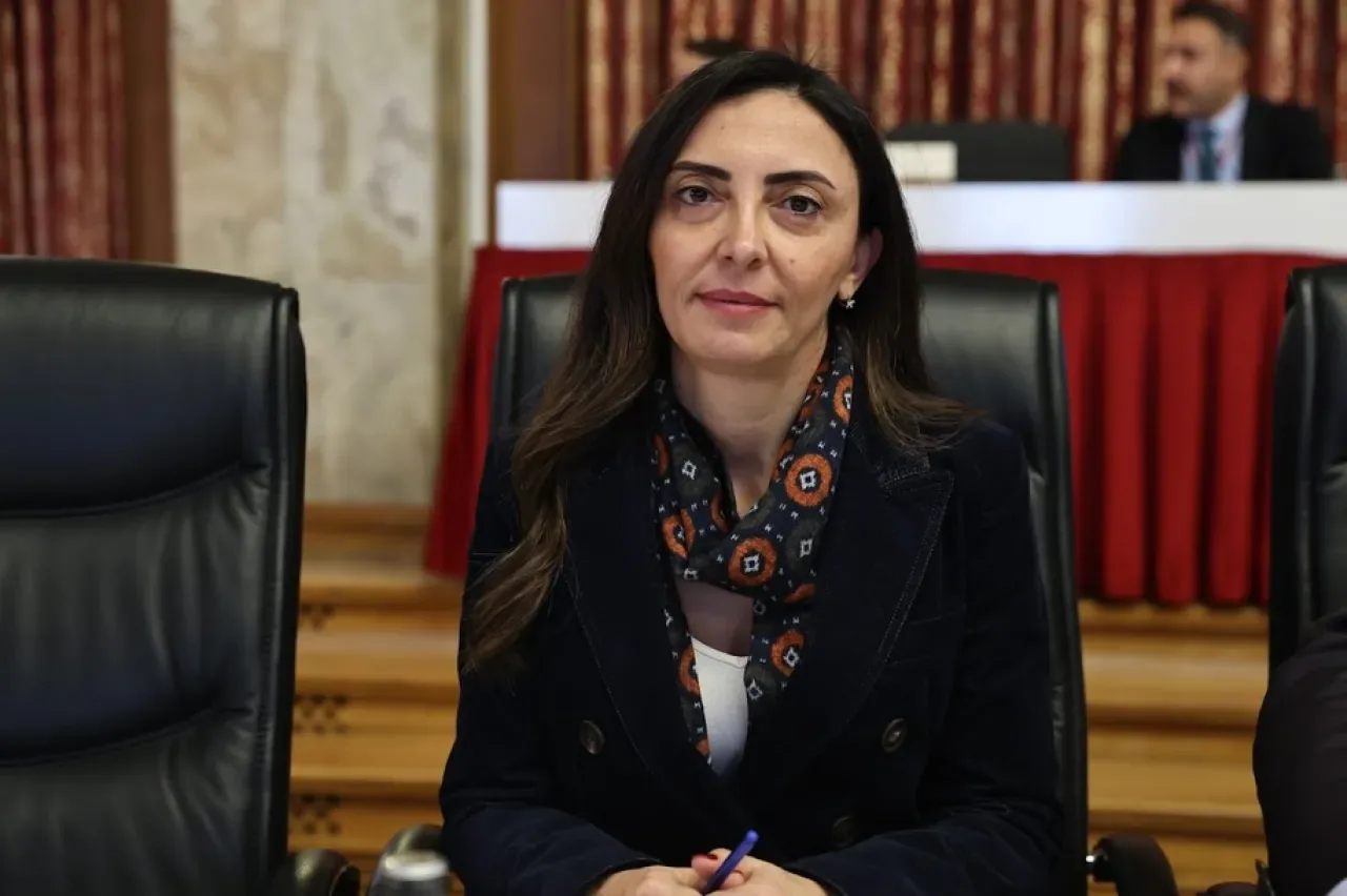 Nurhayat Altaca Kayışoğlu, TBMM Millî Dayanışma Komisyonu Toplantısına Katıldı Nurhayat Altaca Kayışoğlu, TBMM Millî Dayanışma Komisyonu Toplantısına Katıldı