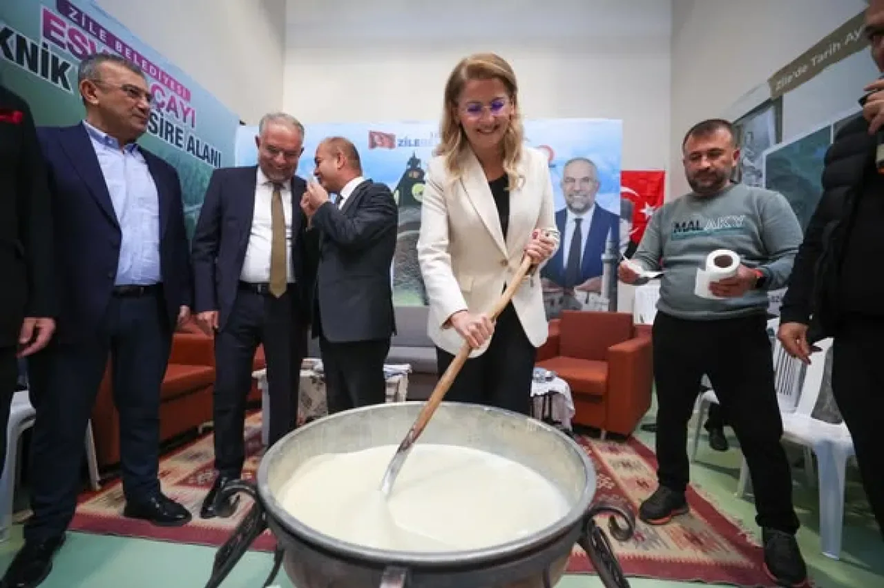 CHP'li Ayşegül Ovalıoğlu, İstanbul'da Tokat Tanıtım Günleri'ne Katıldı CHP'li Ayşegül Ovalıoğlu, İstanbul'da Tokat Tanıtım Günleri'ne Katıldı