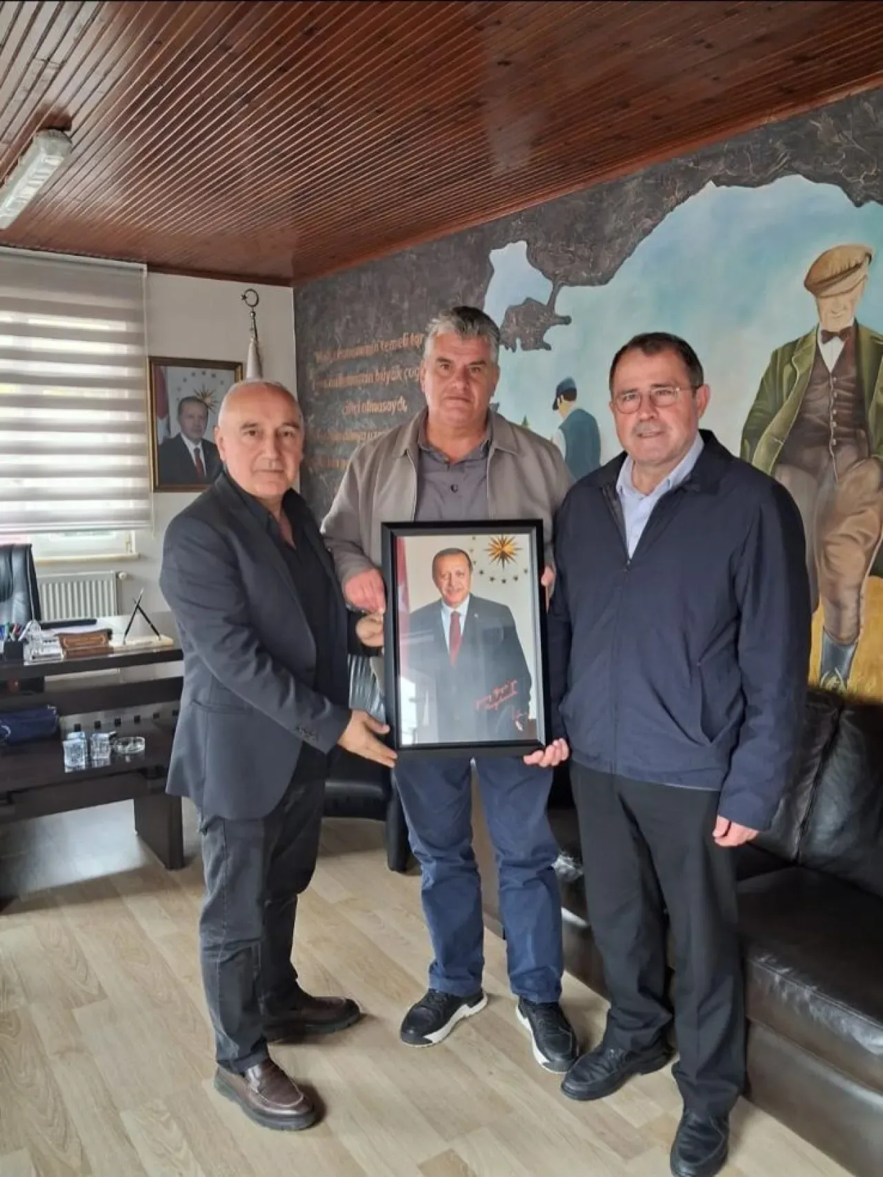 AK Parti Sarıyer'de Mahalle Muhtarlarıyla İstişare Toplantıları Düzenliyor AK Parti Sarıyer'de Mahalle Muhtarlarıyla İstişare Toplantıları Düzenliyor