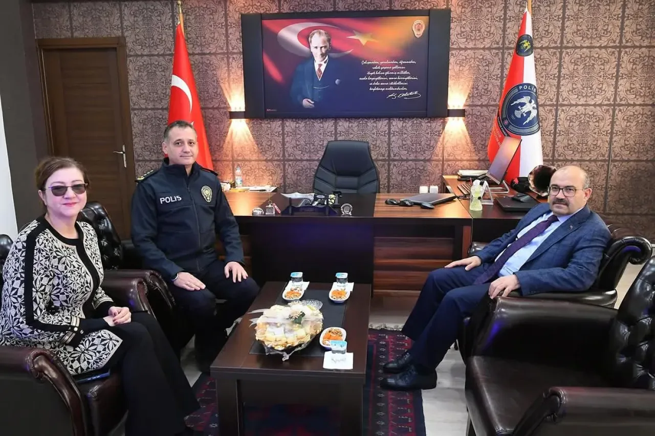 Vali Ustaoğlu, Balıkesir POMEM'i Ziyaret Etti Vali Ustaoğlu, Balıkesir POMEM'i Ziyaret Etti