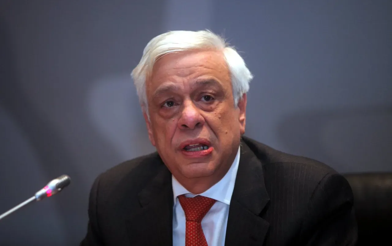 Eski Yunanistan Cumhurbaşkanı Pavlopoulos'tan Ege'deki Hak İddiaları Eski Yunanistan Cumhurbaşkanı Pavlopoulos'tan Ege'deki Hak İddiaları