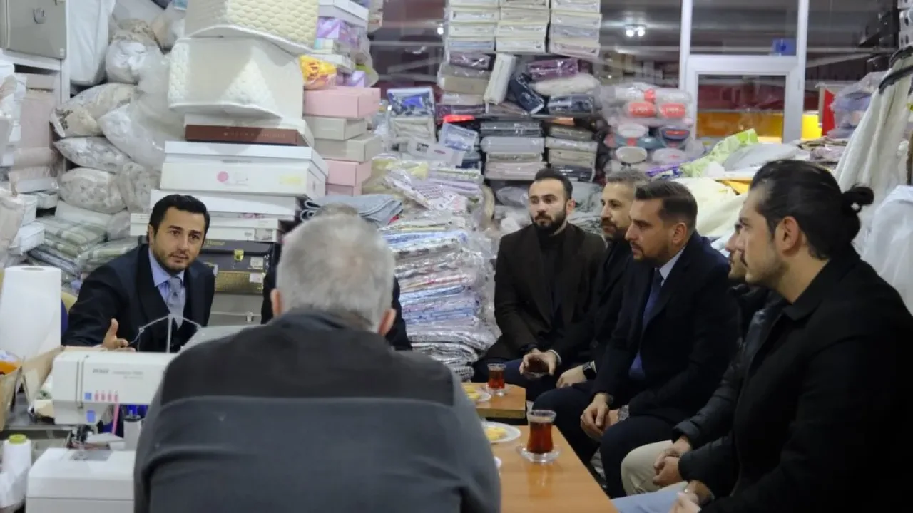 MHP Gölbaşı İlçe Teşkilatı Esnaf Ziyaretlerini Sürdürüyor MHP Gölbaşı İlçe Teşkilatı Esnaf Ziyaretlerini Sürdürüyor