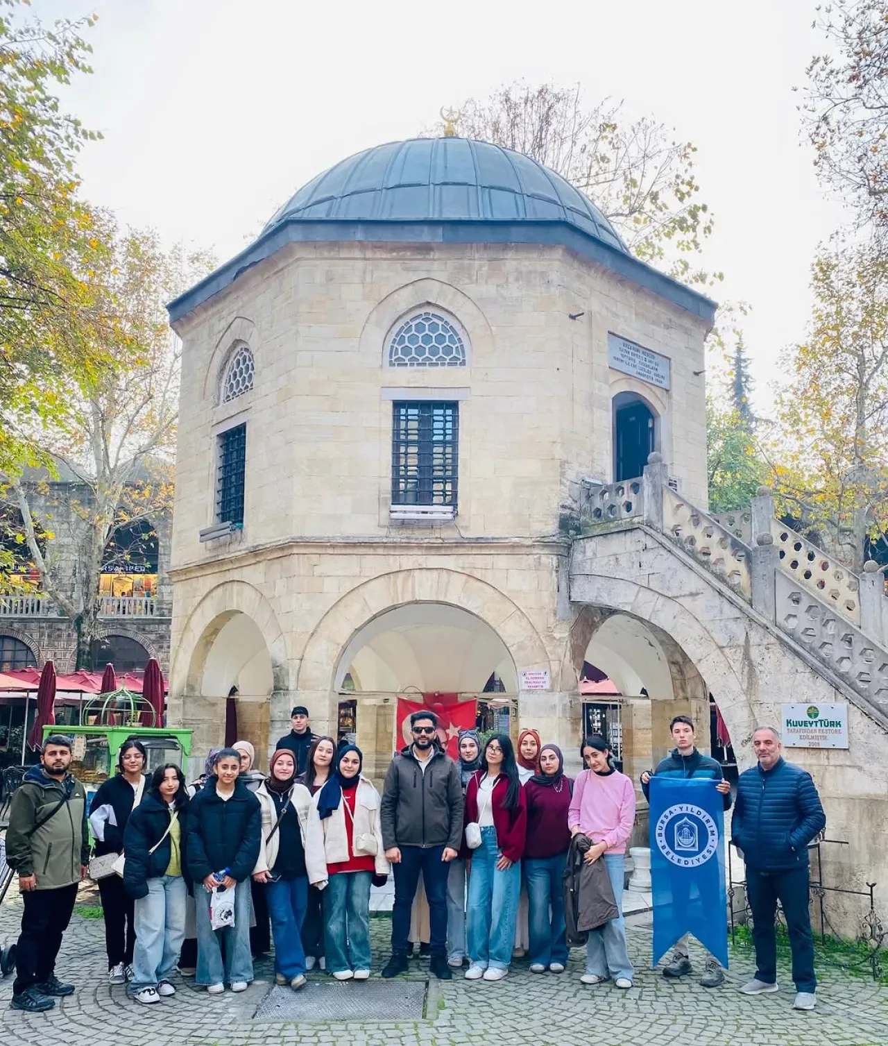 Gülçiçek Hatun Kız Anadolu İmam Hatip Lisesi Öğrencileri Adım Adım Kadim Bursa'yı Geziyor Gülçiçek Hatun Kız Anadolu İmam Hatip Lisesi Öğrencileri Adım Adım Kadim Bursa'yı Geziyor