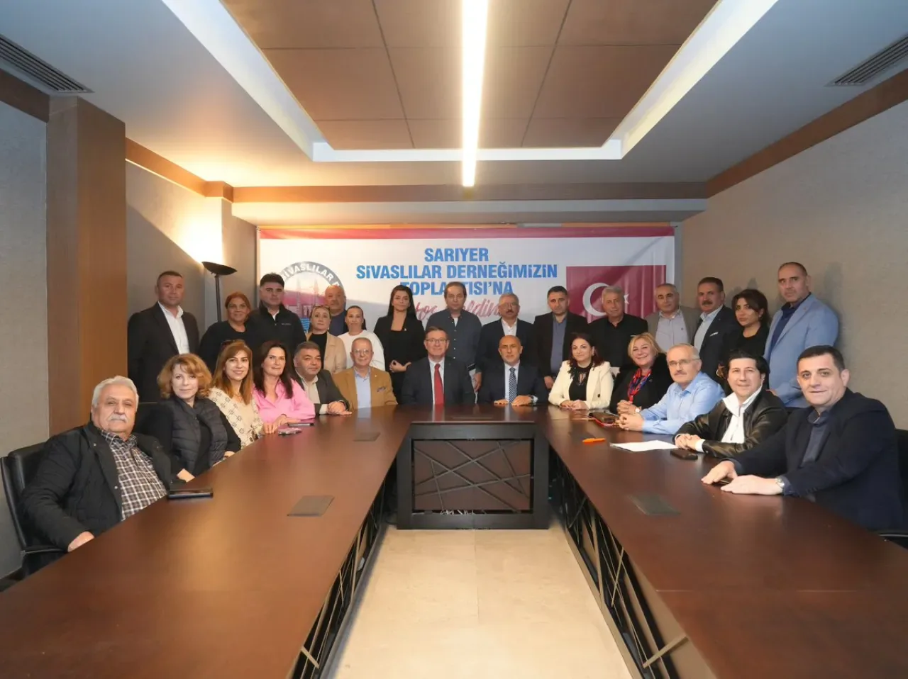 Sarıyer'de Yerel Yönetim ve Sivil Toplum İş Birliği Güçleniyor Sarıyer'de Yerel Yönetim ve Sivil Toplum İş Birliği Güçleniyor