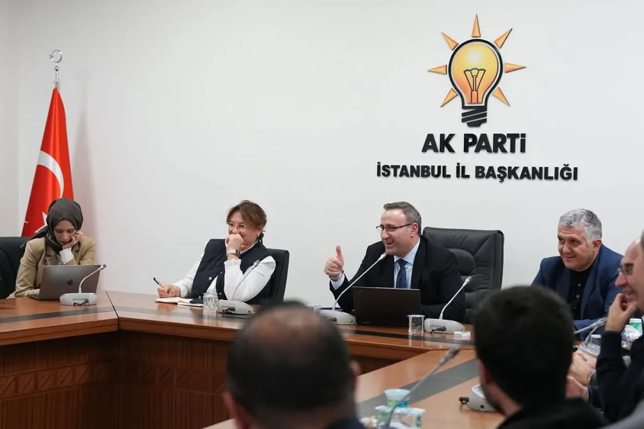 AK Parti Kağıthane İlçe Yönetimi, İstanbul'daki Aylık Koordinasyon Toplantısına Katıldı AK Parti Kağıthane İlçe Yönetimi, İstanbul'daki Aylık Koordinasyon Toplantısına Katıldı