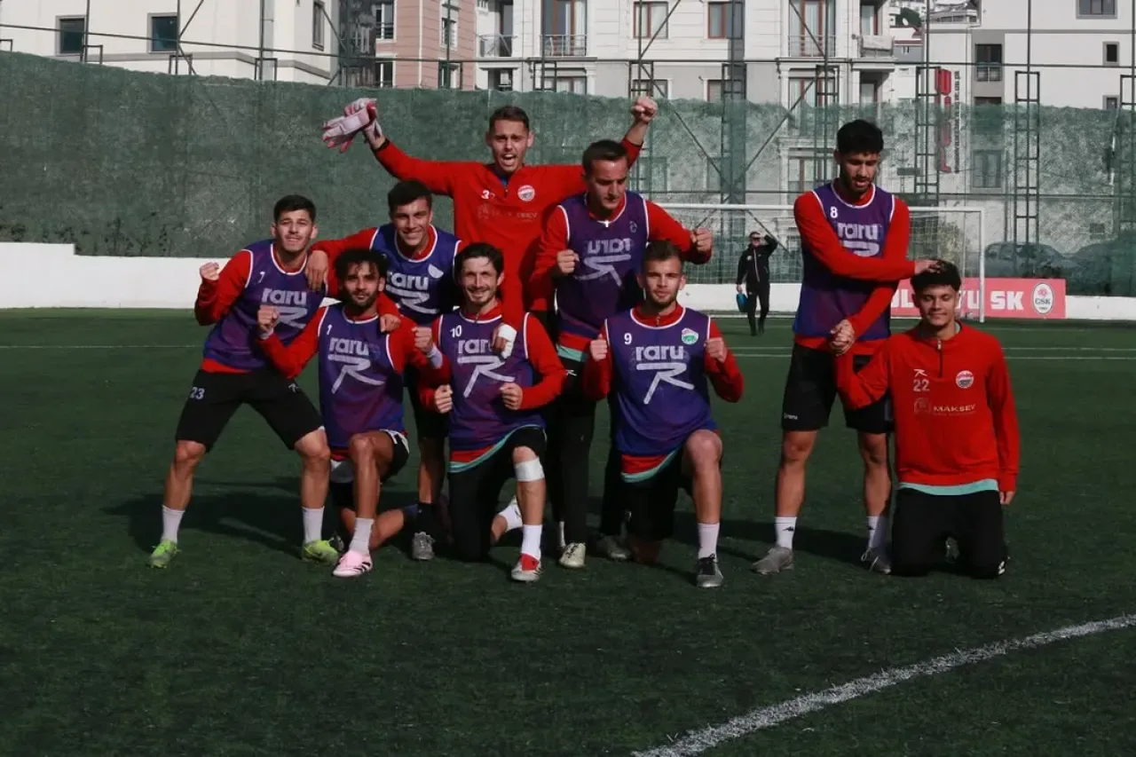 Maltepespor Takım İçi Mini Turnuvada Mavi Takım Şampiyon Oldu Maltepespor Takım İçi Mini Turnuvada Mavi Takım Şampiyon Oldu