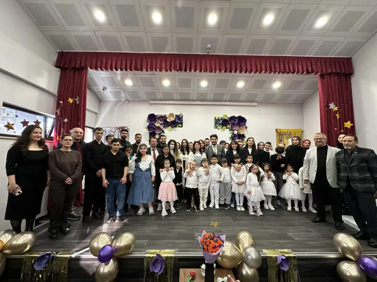 Gaziosmanpaşa'da 3 Aralık Dünya Engelliler Günü'nde Anlamlı Program Gaziosmanpaşa'da 3 Aralık Dünya Engelliler Günü'nde Anlamlı Program