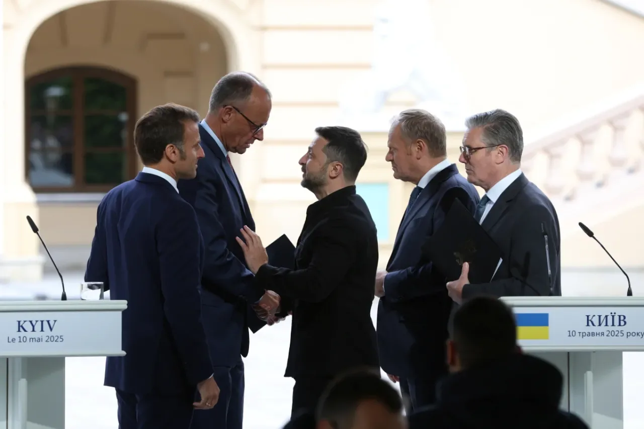Avrupa Liderlerinden Zelenskyy'e ABD Hakkında Uyarı: Ukrayna'yı Terk Edebilir Avrupa Liderlerinden Zelenskyy'e ABD Hakkında Uyarı: Ukrayna'yı Terk Edebilir