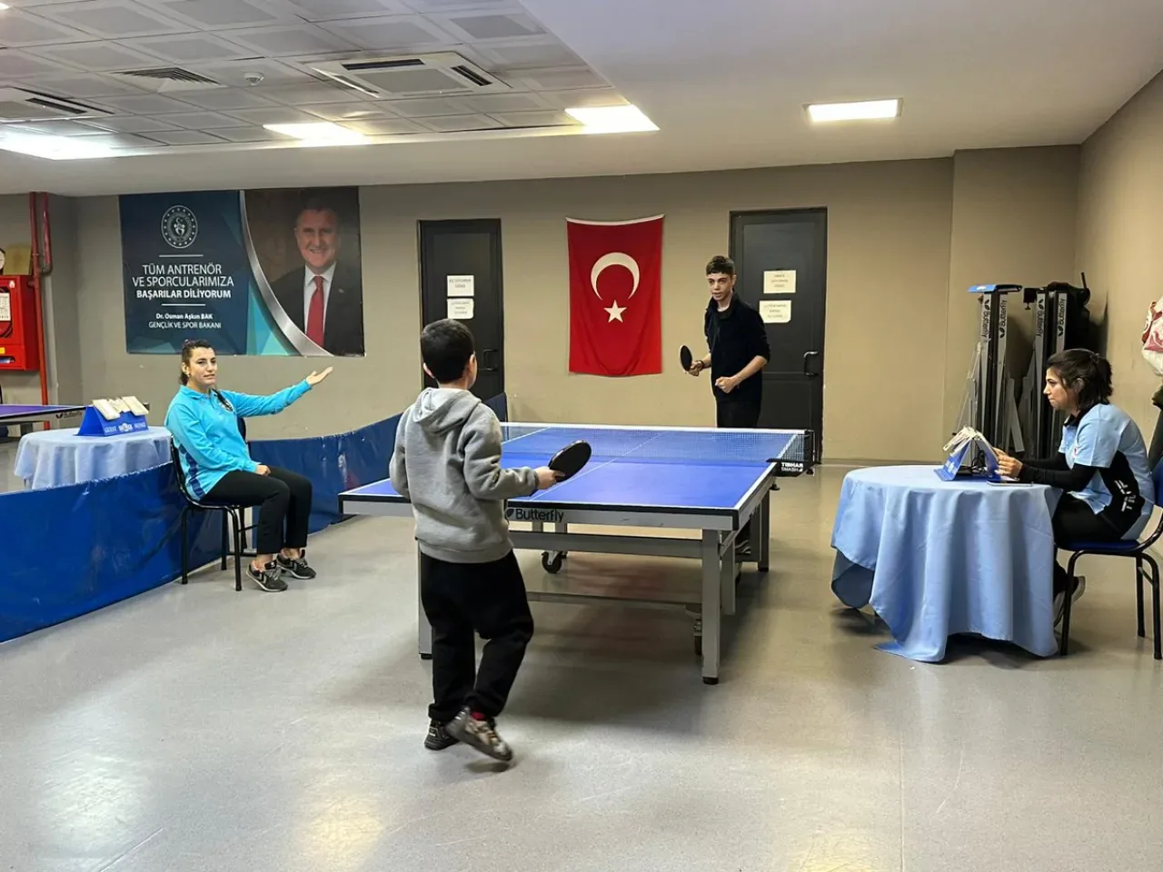 3 Aralık Dünya Engelliler Günü'nde Özel Sporcular Masa Tenisi Coşkusu 3 Aralık Dünya Engelliler Günü'nde Özel Sporcular Masa Tenisi Coşkusu