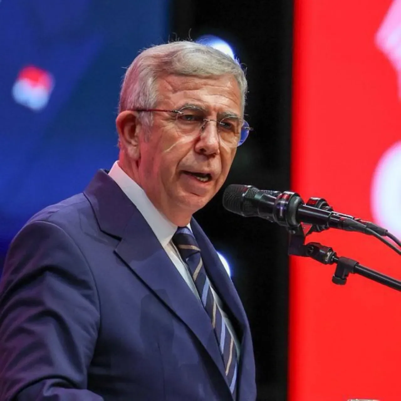 Ankara'da Su Temini Açıklaması: TRT Haber'e Manipülasyon Tepkisi Ankara'da Su Temini Açıklaması: TRT Haber'e Manipülasyon Tepkisi