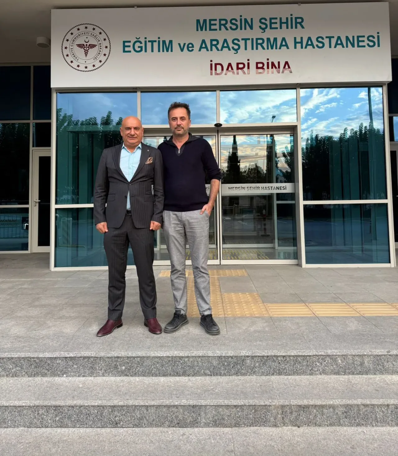 MHP Çukurova İlçe Teşkilatı Mersin Şehir Hastanesi Başhekimi'ni Ziyaret Etti MHP Çukurova İlçe Teşkilatı Mersin Şehir Hastanesi Başhekimi'ni Ziyaret Etti