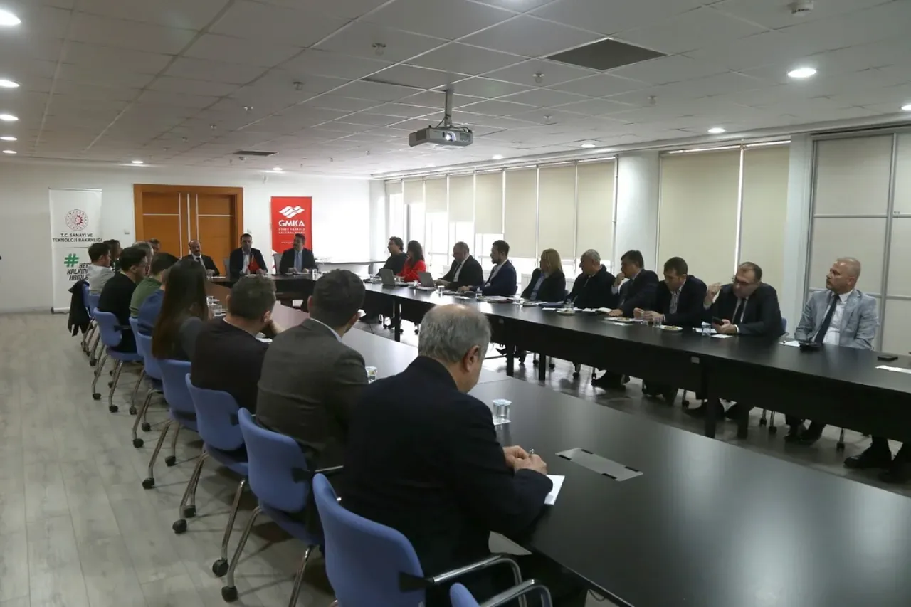 Balıkesir Savunma Sanayisi İçin İstişare Toplantısı Düzenlendi Balıkesir Savunma Sanayisi İçin İstişare Toplantısı Düzenlendi