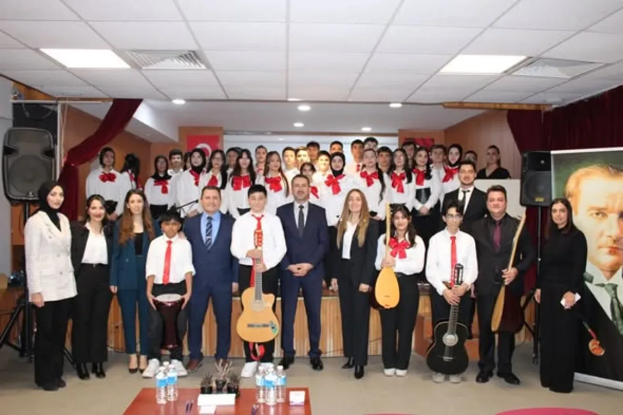 Arnavutköy'de Dünya Kadın Hakları Günü Etkinliği Düzenlendi Arnavutköy'de Dünya Kadın Hakları Günü Etkinliği Düzenlendi